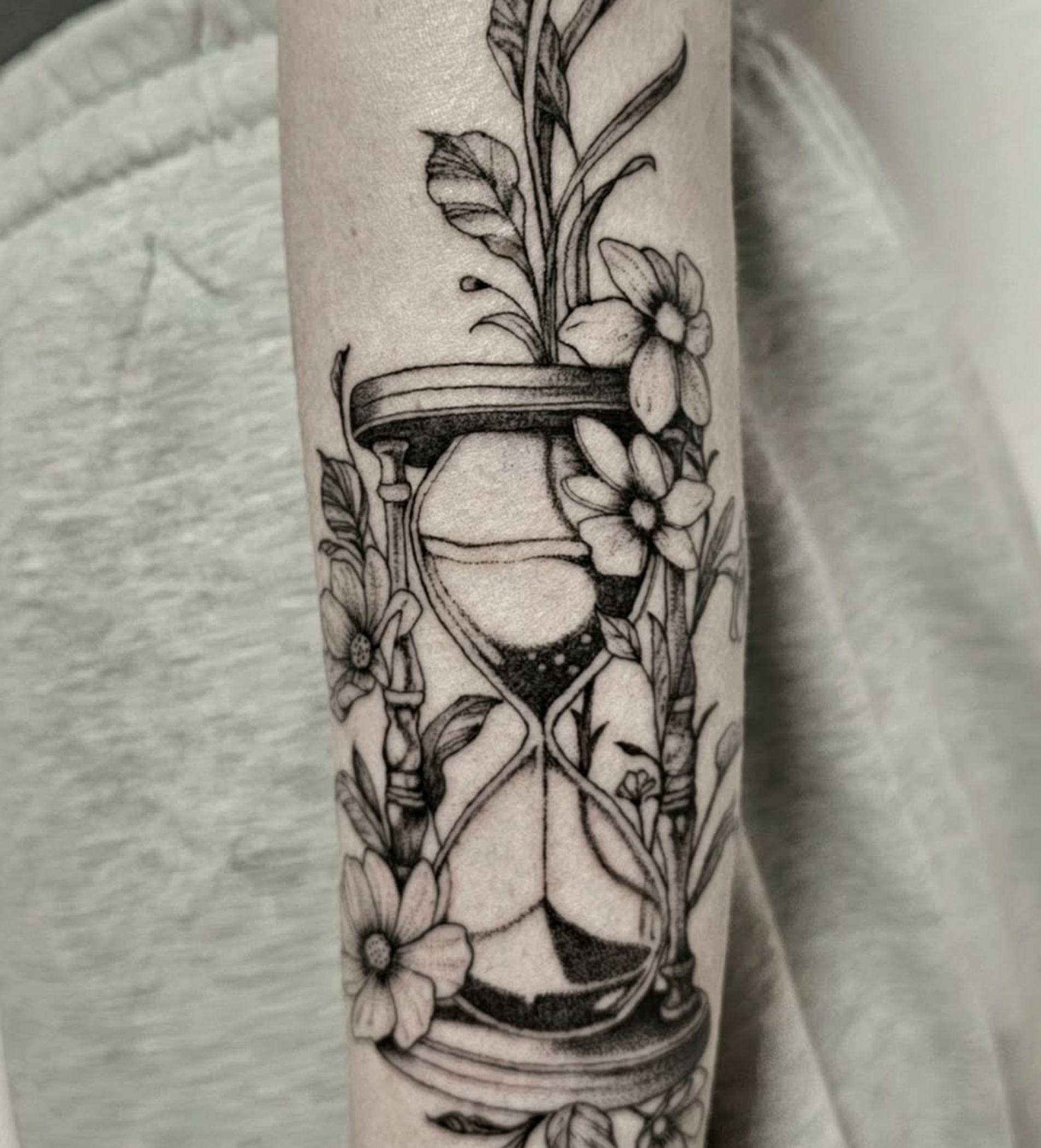 fresh fine line tattoo healing stage