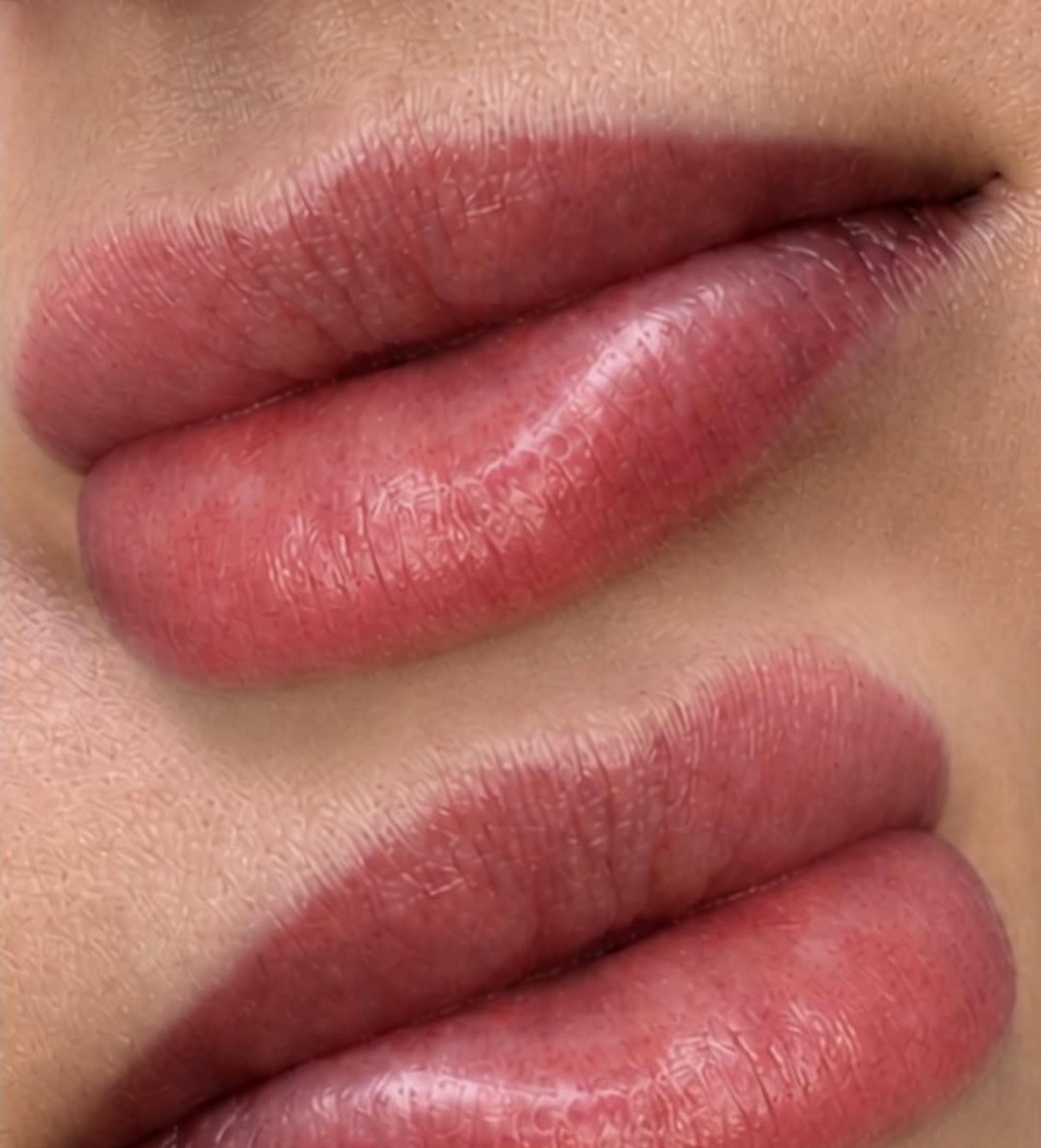 healing stages after lip blushing
