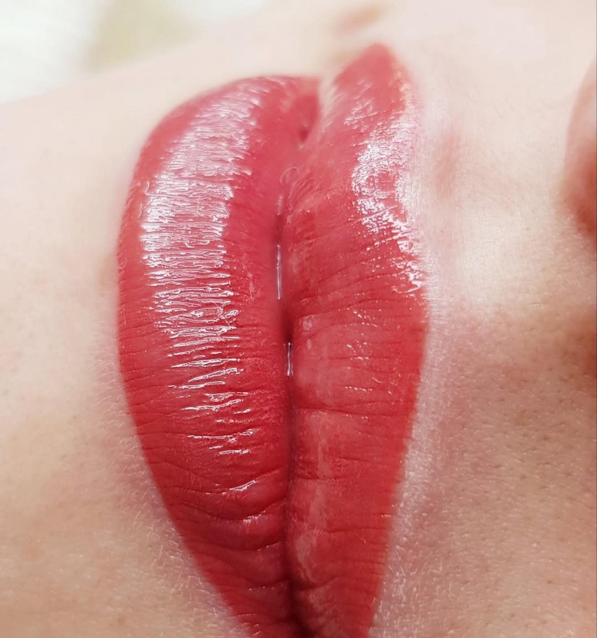 healing stages ombre lip tattoo natural skin